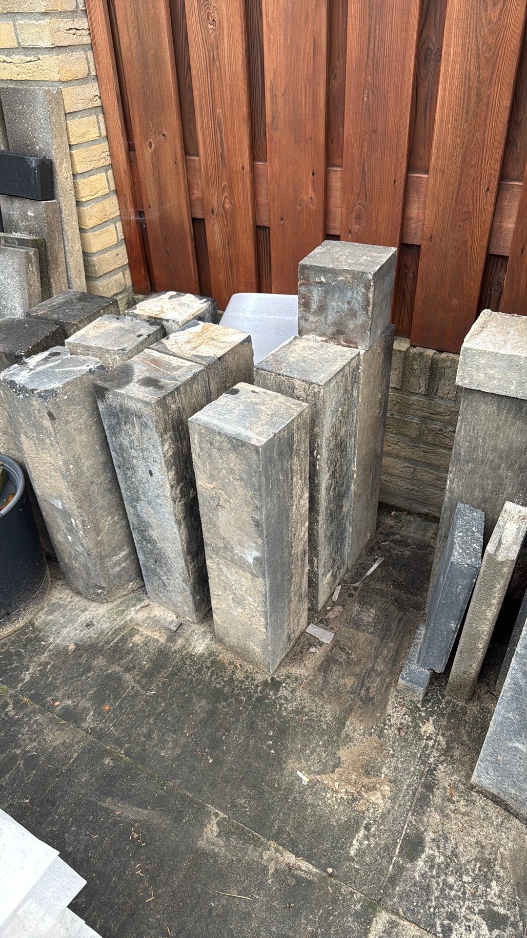 Gratis afhalen betontegels tegels blokken, Tuin en Terras, Ophalen, Zo goed als nieuw, Beton, Terrastegels