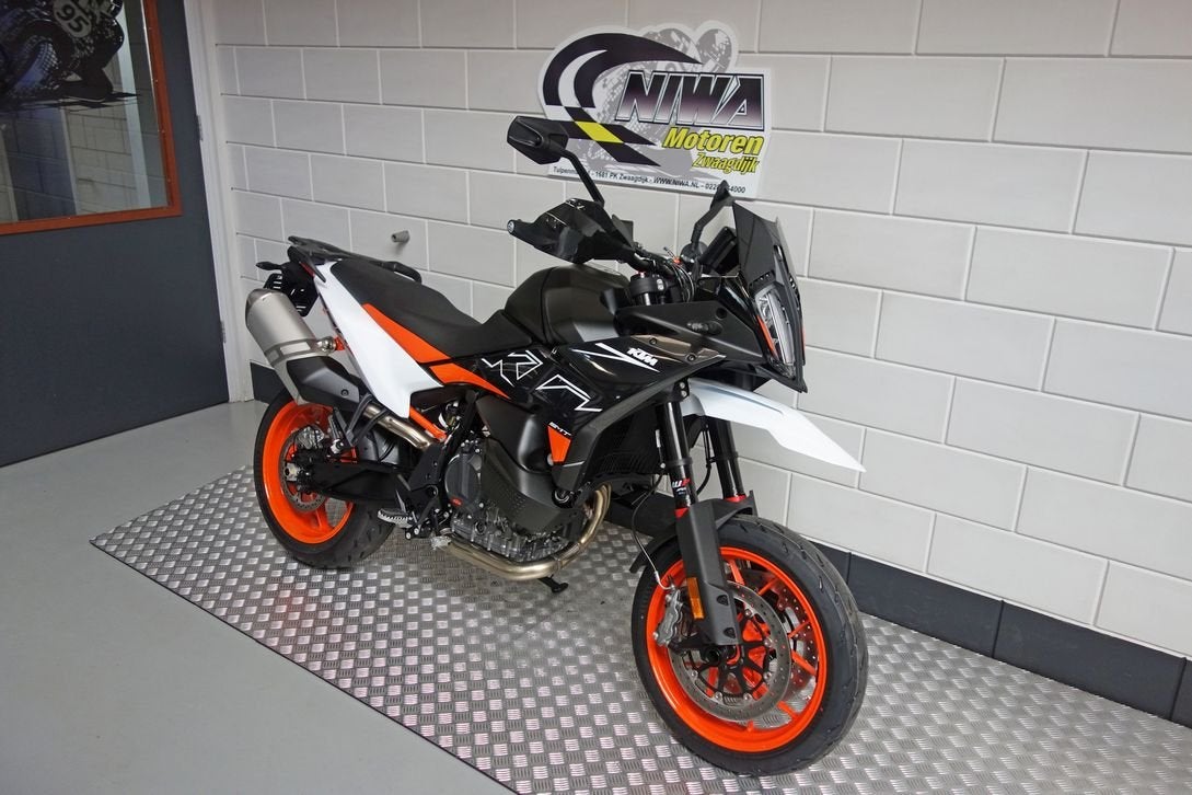 KTM 890 SMT, 2 cilinders, KTM, Motorrijbewijs A, Onbekend