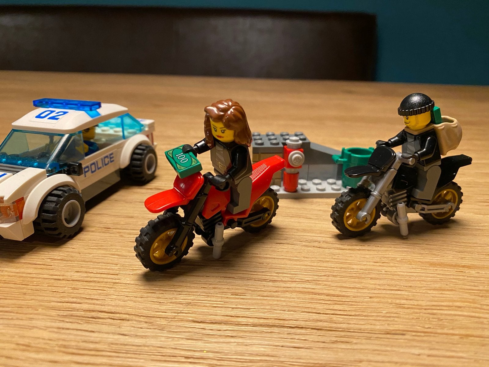 LEGO City Achtervolging 60042 - Politie en dieven, City, Lego, Ophalen of Verzenden, Zo goed als nieuw
