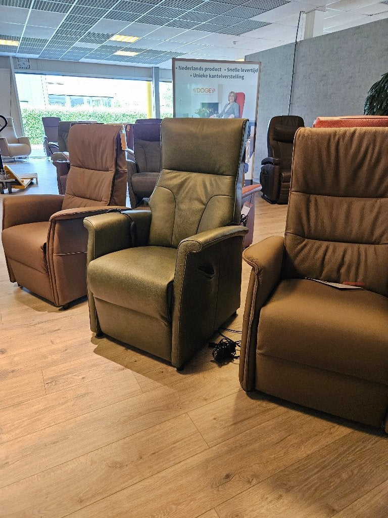 Relax en Sta op stoelen bij Zitgemak Joure, Ophalen of Verzenden, Nieuw, Metaal