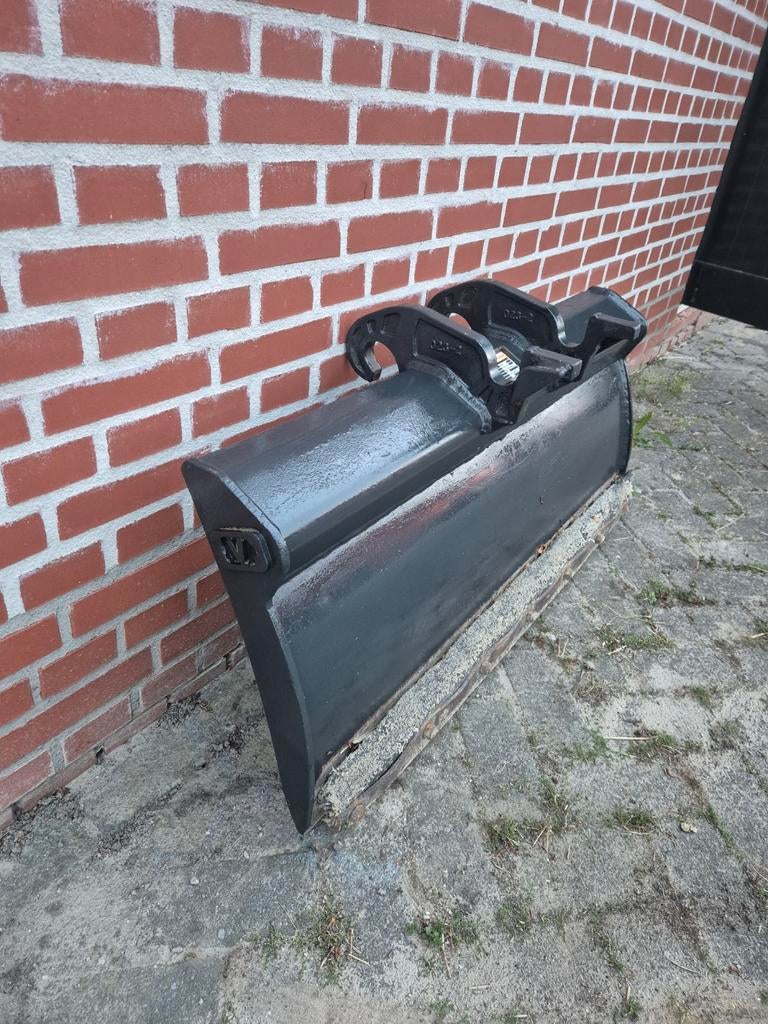 Vlakschuif / grondschuif cw05, Ophalen