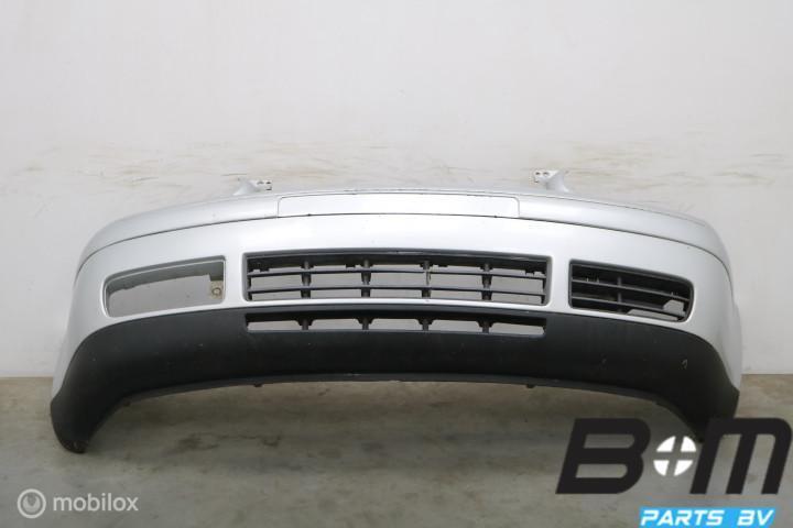 Voorbumper Golf 4 LA7W 1J0807217C, Gebruikt