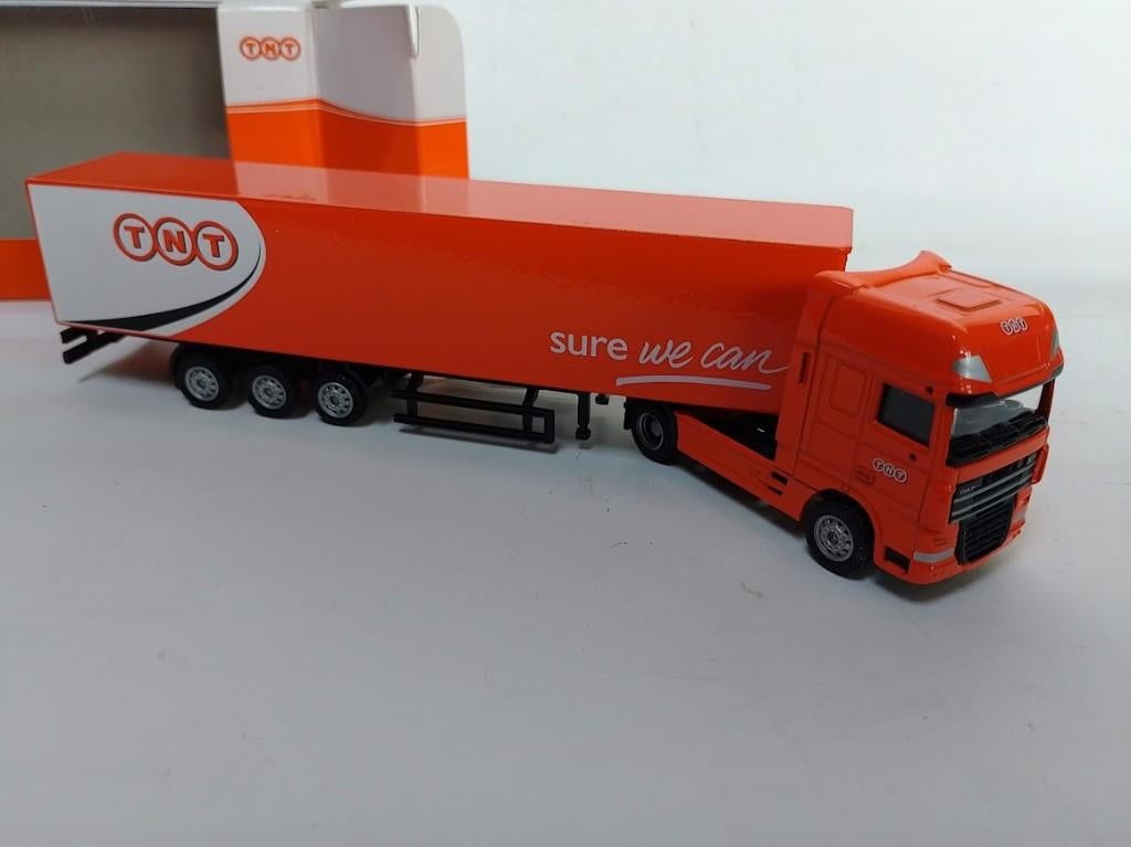 DAF 95 TNT Post Vrachtwagen, Hobby en Vrije tijd, Modelauto's | Overige schalen, Ophalen of Verzenden, Nieuw, Bus of Vrachtwagen