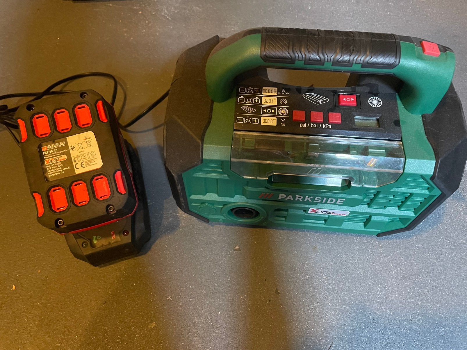 Parkside accu compressor en luchtpomp 20v, Ophalen of Verzenden, Zo goed als nieuw