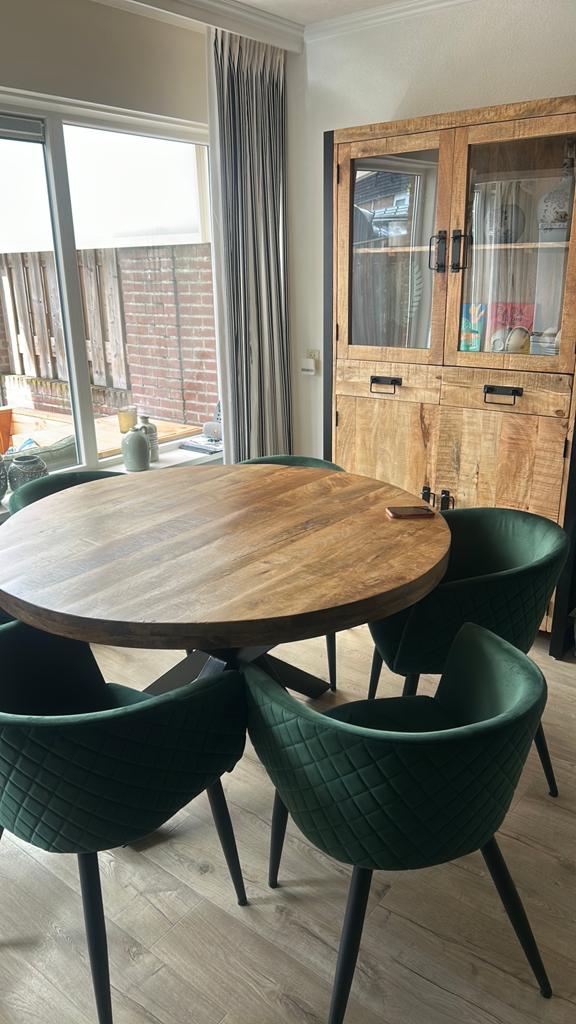 Complete set mango houten meubelen en 6 stoeltjes te koop, Huis en Inrichting, Tafels | Eettafels, Ophalen, Zo goed als nieuw
