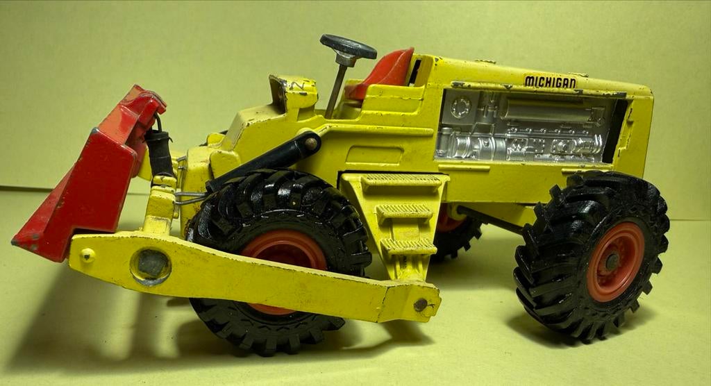 Dinky Toys Michigan Tractor Dozer 976 - Vintage Speelgoed, Overige merken, Gebruikt, 1:32 tot 1:50, Overige typen