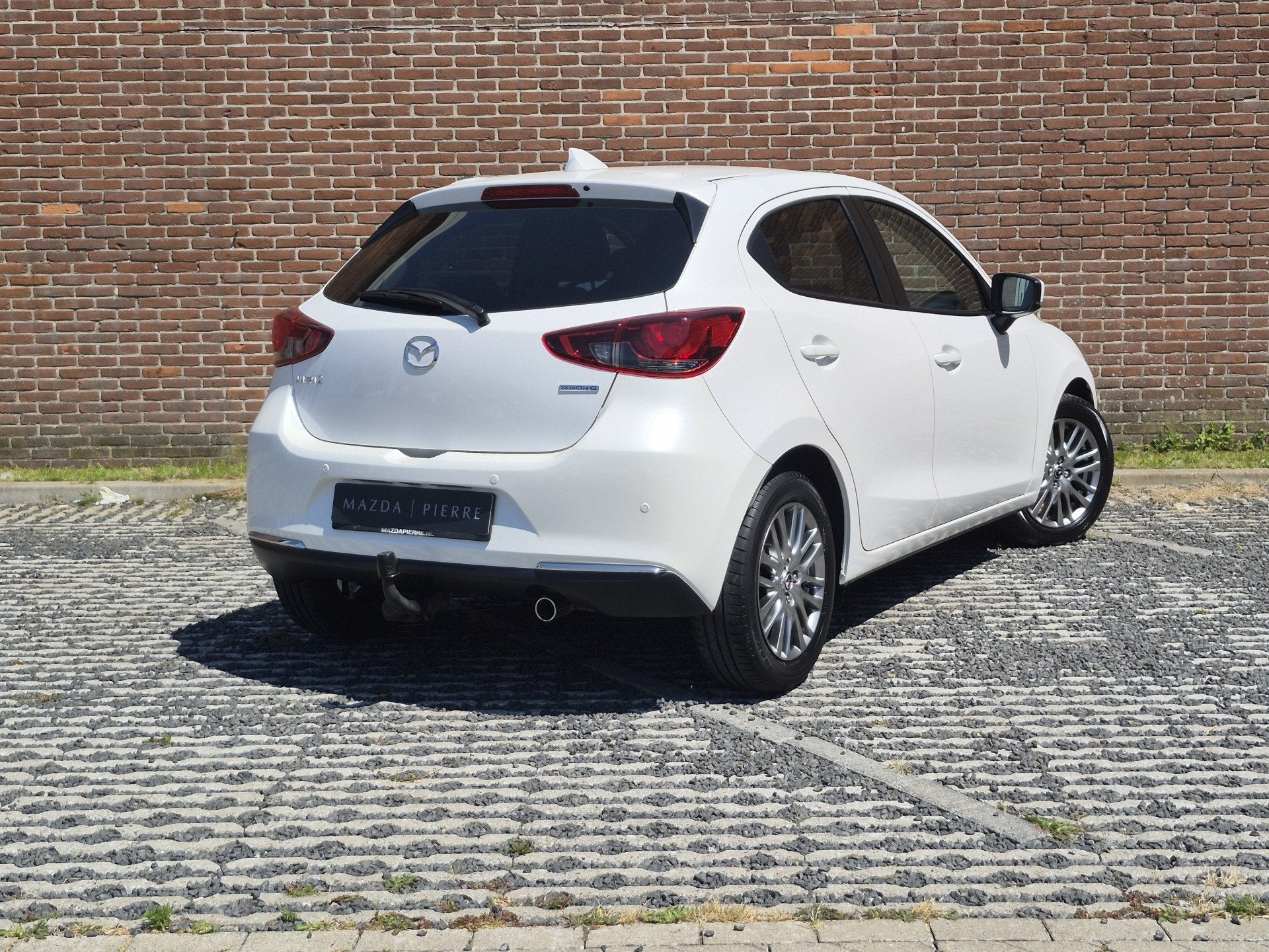 Mazda 2 1.5 Skyactiv-G 90 Luxury | CLIMATE CONTROL | CRUISE, Auto's, Voorwielaandrijving, Stof, 4 cilinders, Wit