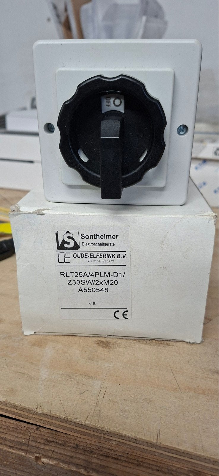 Sontheimer Werkschakelaar 4-Polig 25A (RLT25A/4PLM-D1), Doe-het-zelf en Verbouw, Sontheimer, Nieuw, Ophalen of Verzenden, X