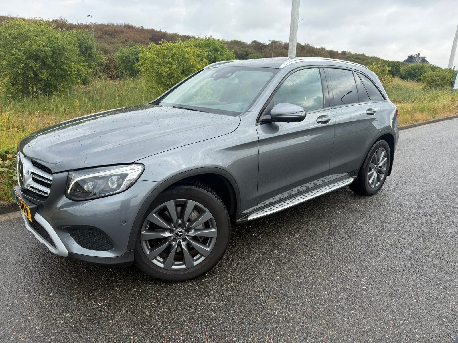 Mercedes-Benz GLC 250 211pk 4MATIC 9G-TRONIC 2017 Grijs, Auto's, Zwart, 4 cilinders, GLC, Vierwielaandrijving