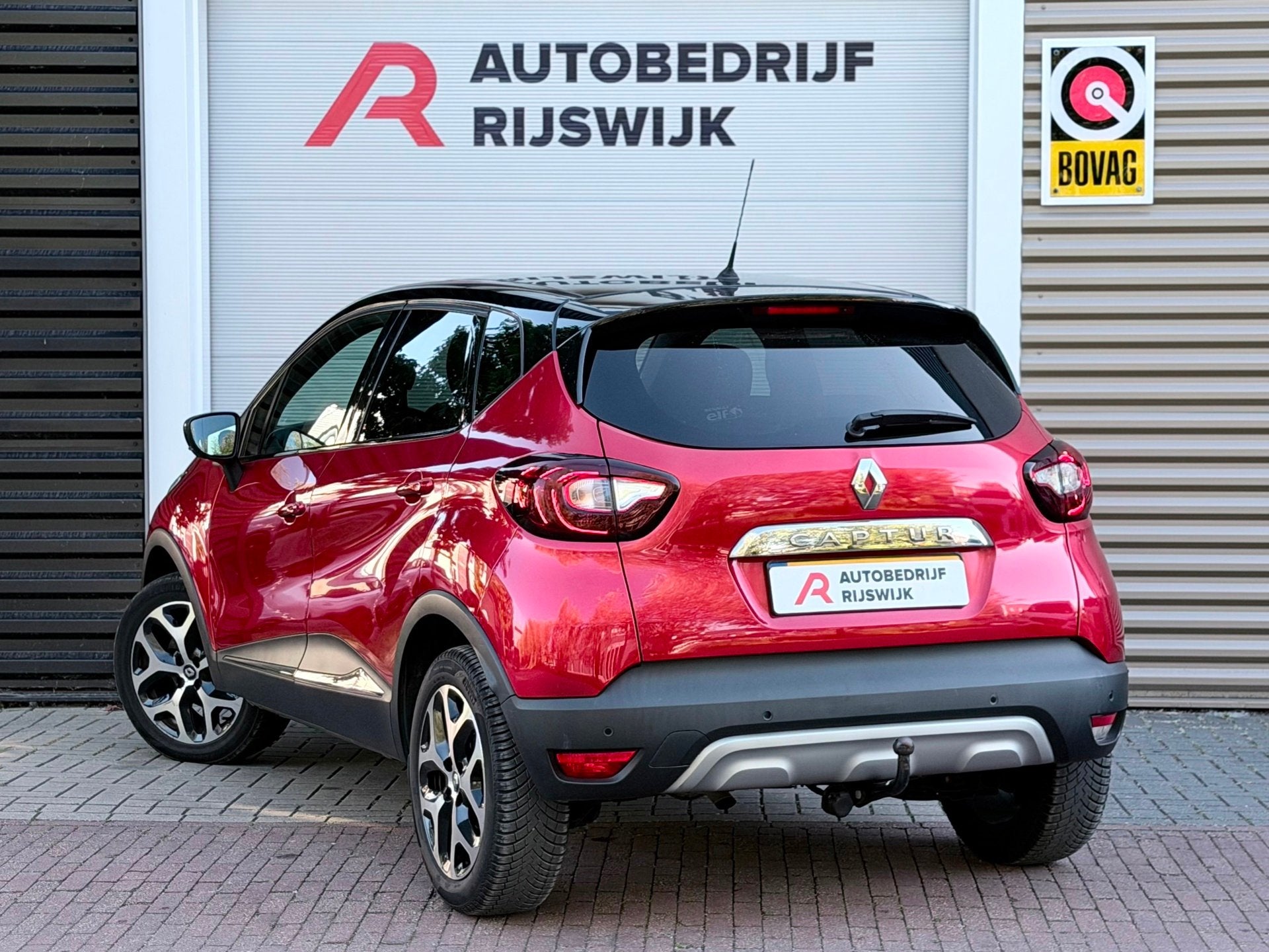 Renault Captur 0.9 TCe Intens Keyless/Navigatie, Voorwielaandrijving, 898 cc, Gebruikt, Euro 6