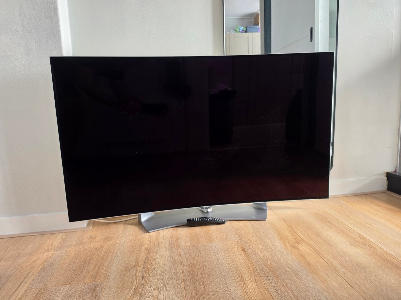 LG Curved OLED TV 55 inch met afstandsbediening