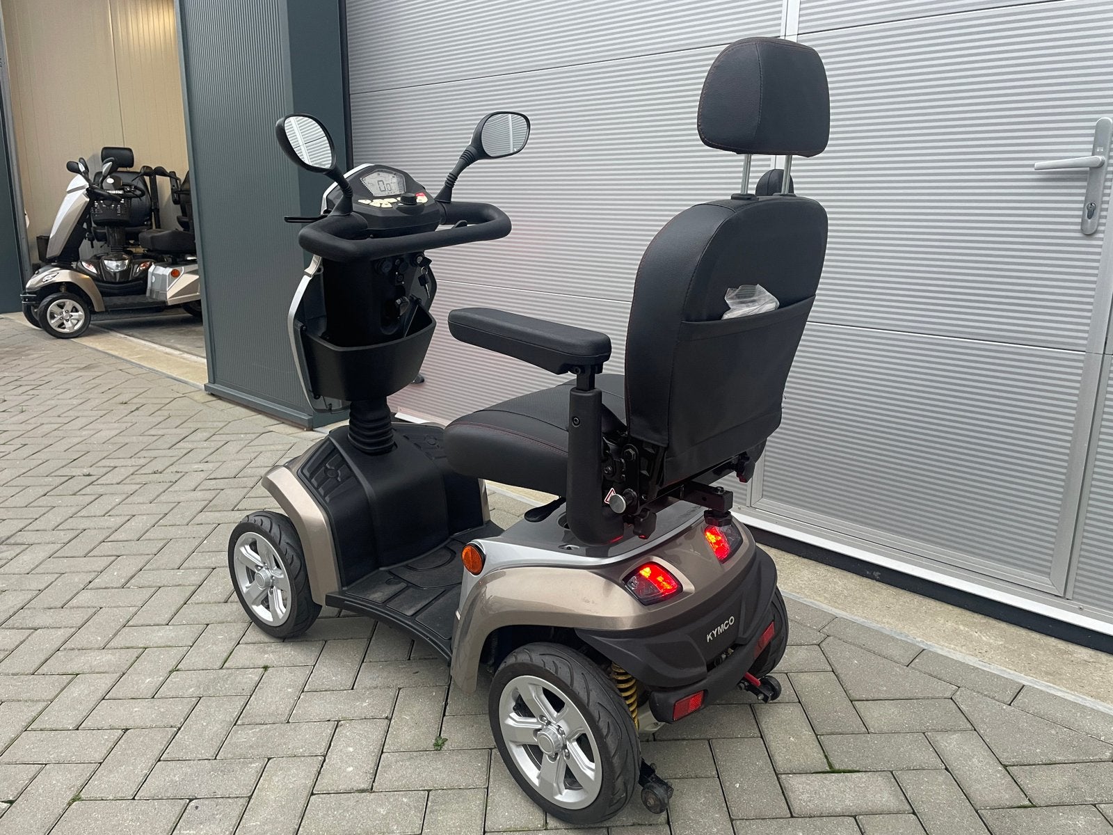 Bijna nieuwe scootmobiel Kymco Agility, Kymco, Kymco, Ophalen of Verzenden, 11 t/m 15 km/u