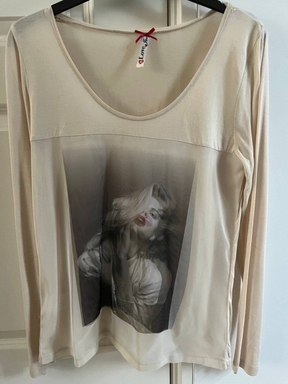 Ecrukleurig shirt met print maat M, Kleding | Dames, Maat 38/40 (M), Beige, Ophalen of Verzenden, Zo goed als nieuw