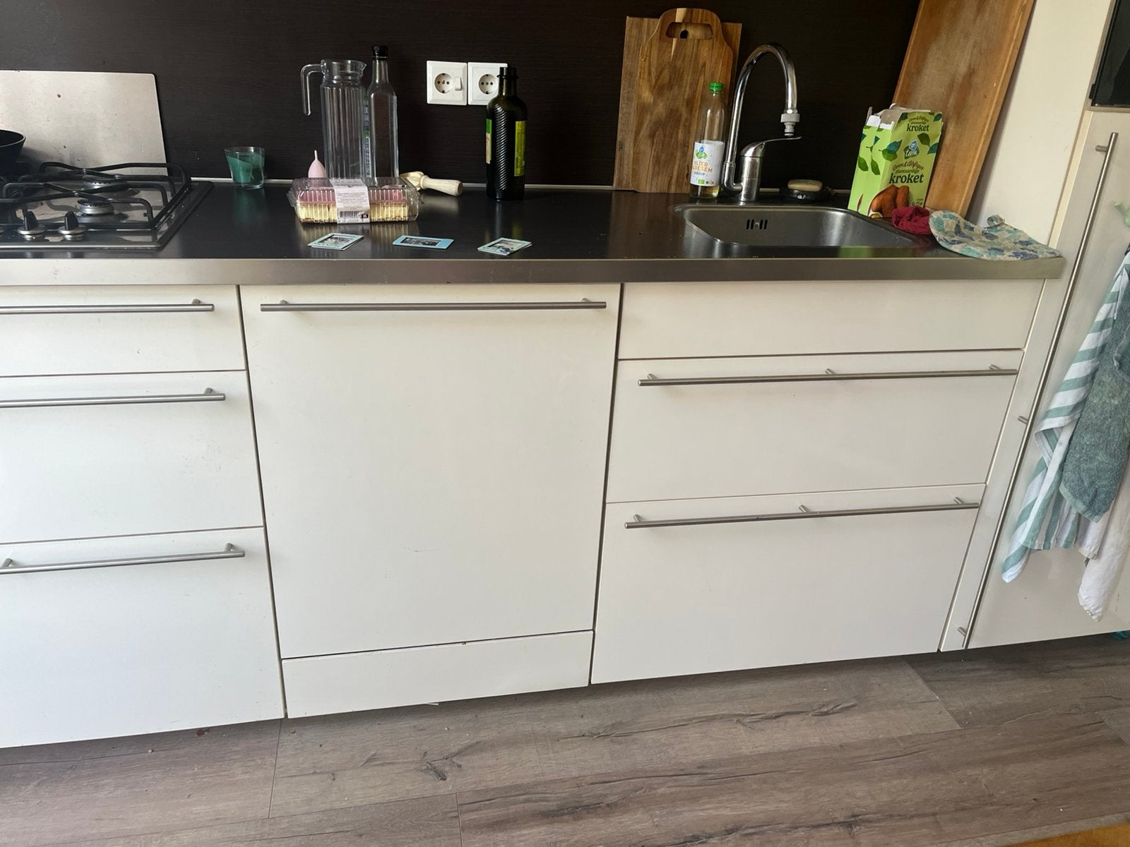 gratis keuken in zwolle zonder oven en vaatwasser, Huis en Inrichting, Ophalen, Gebruikt, Kunststof, Hoekkeuken