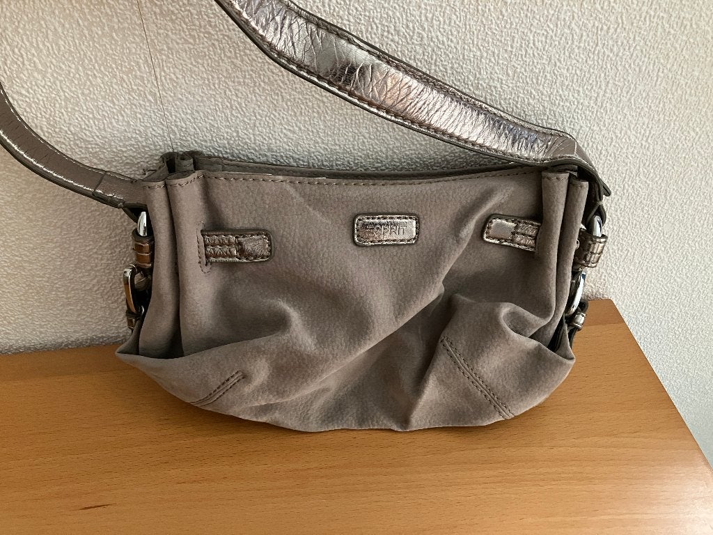 tasje, Ophalen of Verzenden, Zo goed als nieuw, Beige, Schoudertasje