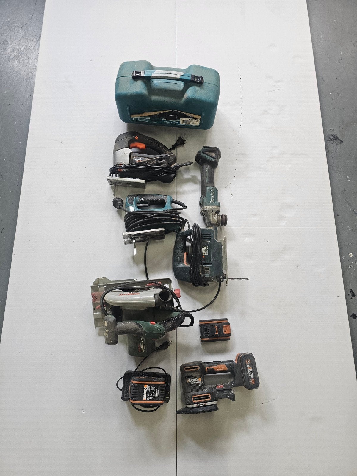 Diverse gebruikt elektrisch gereedschap, Ophalen