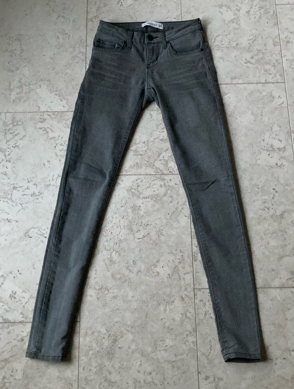Grijze Capsize jeans maat 25, Kleding | Dames, Ophalen of Verzenden, Gedragen, Grijs, W27 (confectie 34) of kleiner