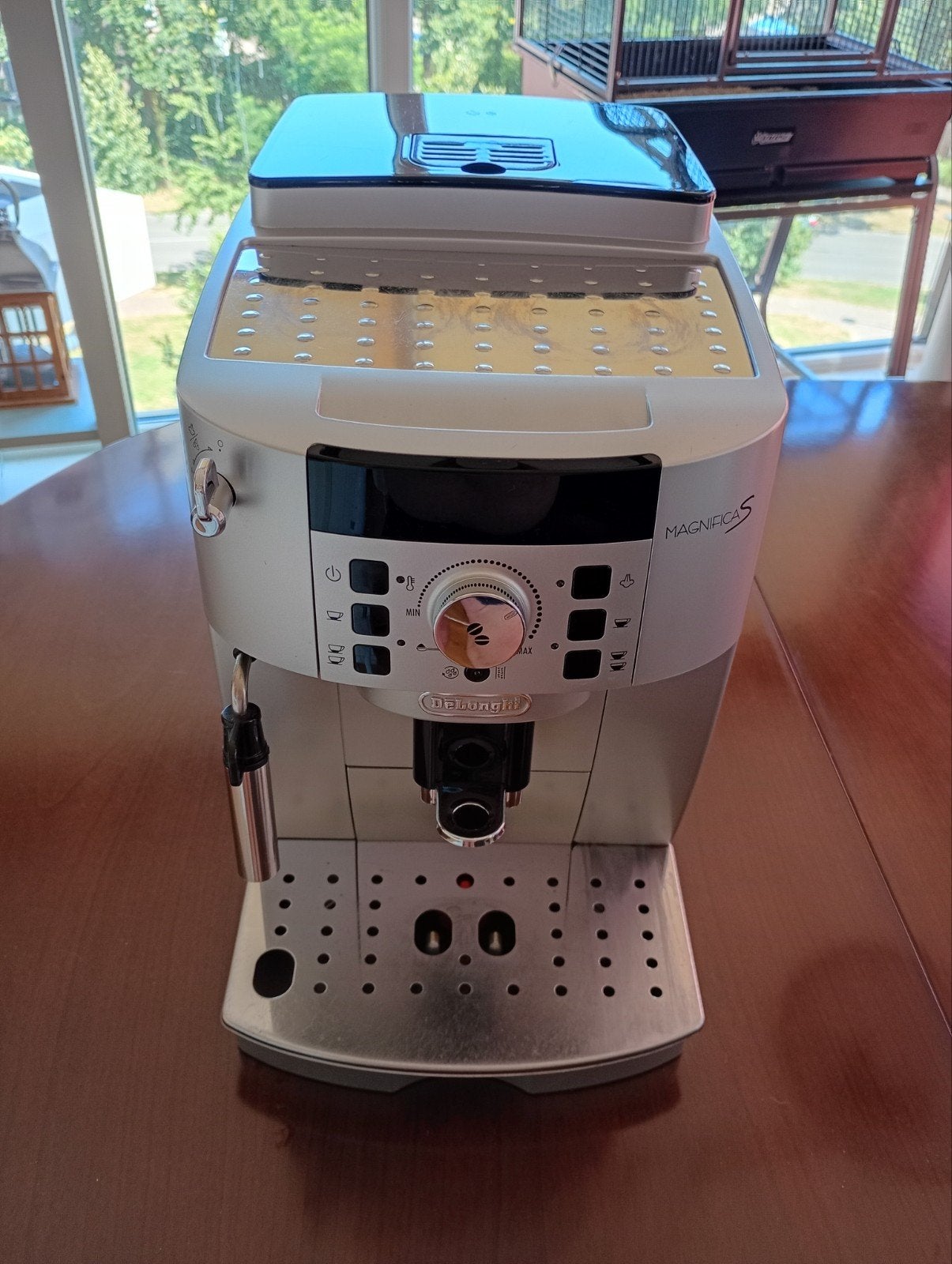 Refurbished delonghi magnifica s, Witgoed en Apparatuur, Koffiezetapparaten, Ophalen, Refurbished, Koffiemachine