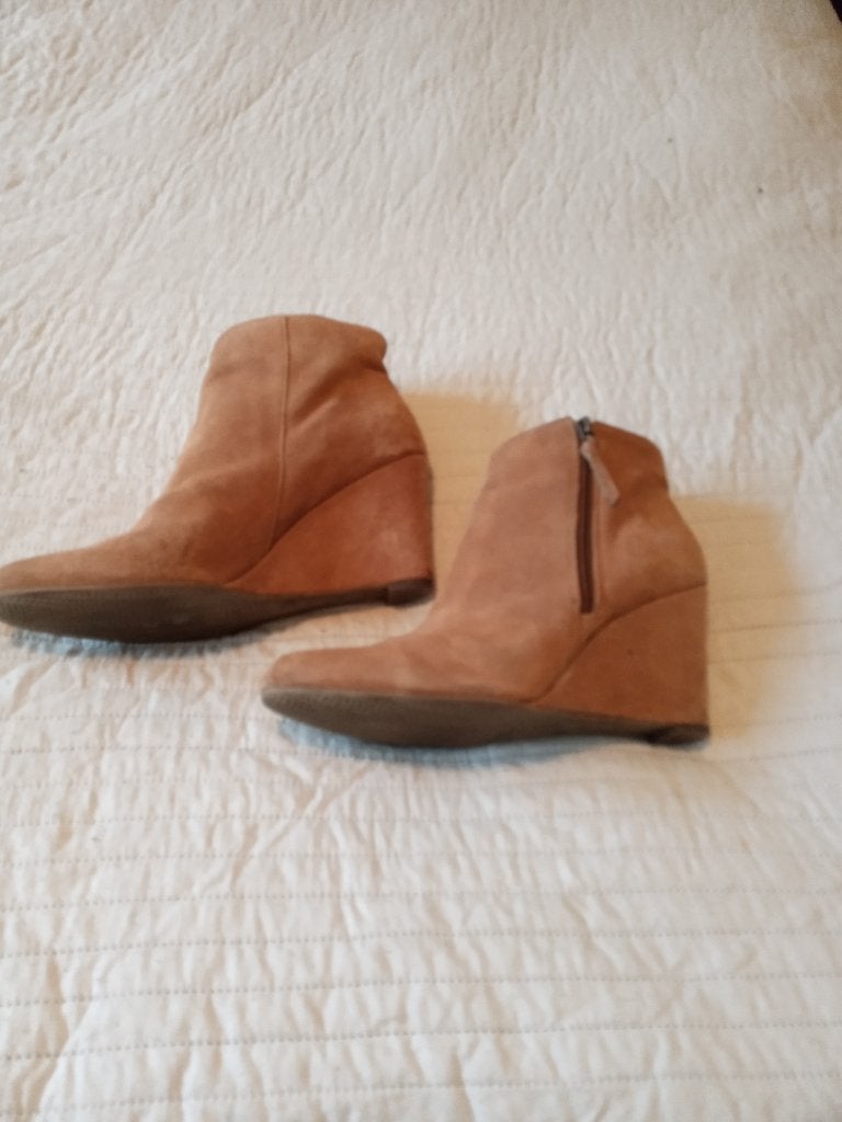LAARSJES MET SLEEHAK, Beige, Lage of Enkellaarzen, Ophalen of Verzenden, Zo goed als nieuw