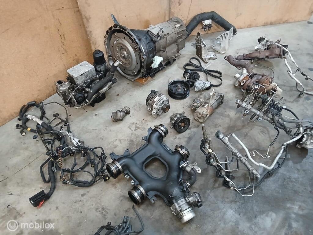 4.4 V8 Diesel L405 L494 L322 vogue 448dt blok onderdelen, Land Rover, Ophalen of Verzenden