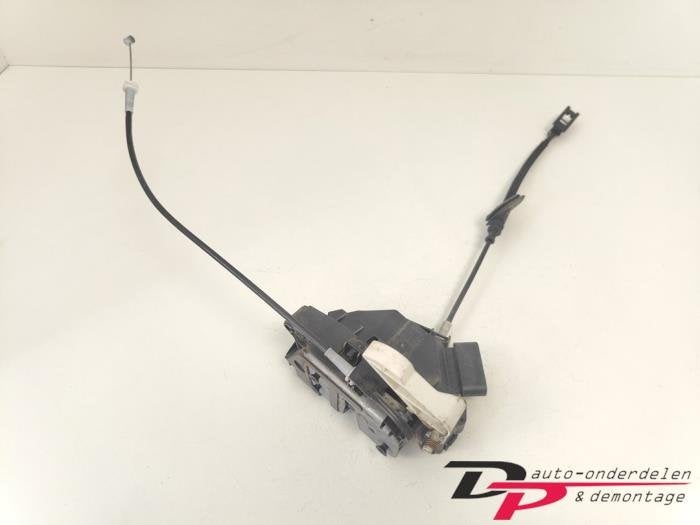 Deurslot Mechaniek 4Deurs rechts-voor van een Ford Fiesta, Gebruikt, -, -, Ophalen of Verzenden