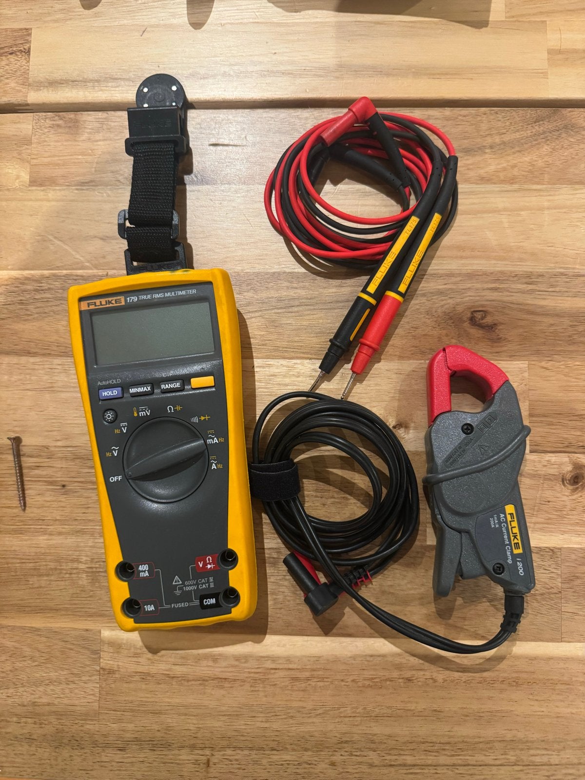 Fluke 179 True RMS Multimeter met i200 stroomtang, Doe-het-zelf en Verbouw, Meetapparatuur, Ophalen of Verzenden, Zo goed als nieuw