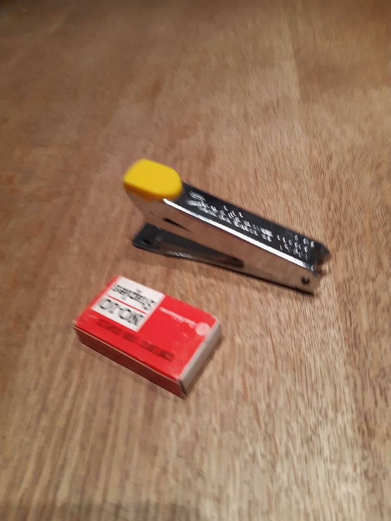 mini nietmachine met nietjes, Ophalen of Verzenden, Nieuw