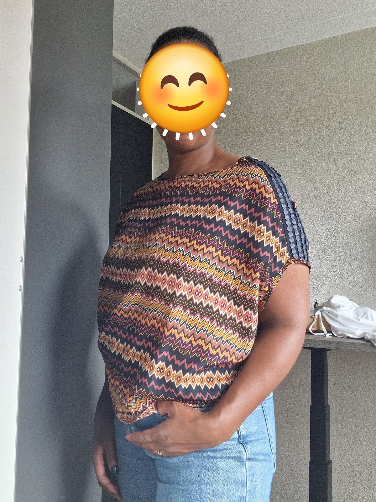 PIT top maat 40 met zigzagprint en pailletten, Kleding | Dames, Zwart, Maat 42/44 (L), Ophalen of Verzenden, Zo goed als nieuw