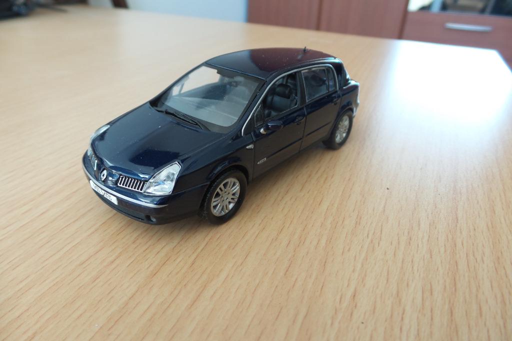norev renault Velsatis, Hobby en Vrije tijd, Modelauto's | 1:43, Ophalen of Verzenden, Zo goed als nieuw, Auto, Norev