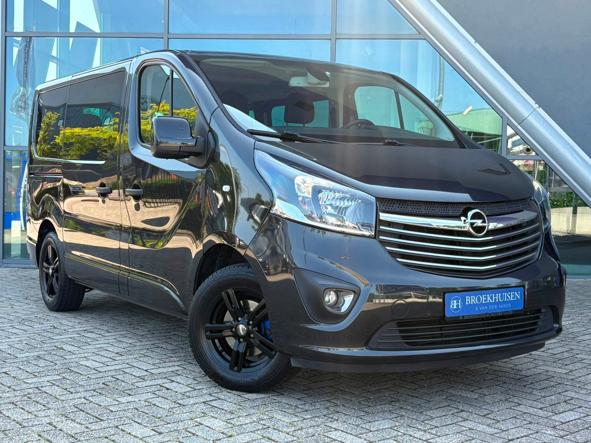 Opel Vivaro 1.6 CDTI L1H1 BiTurbo ecoFLEX LUXE 9 Persoons Tr, Auto's, Voorwielaandrijving, 2000 kg, Zwart, Origineel Nederlands