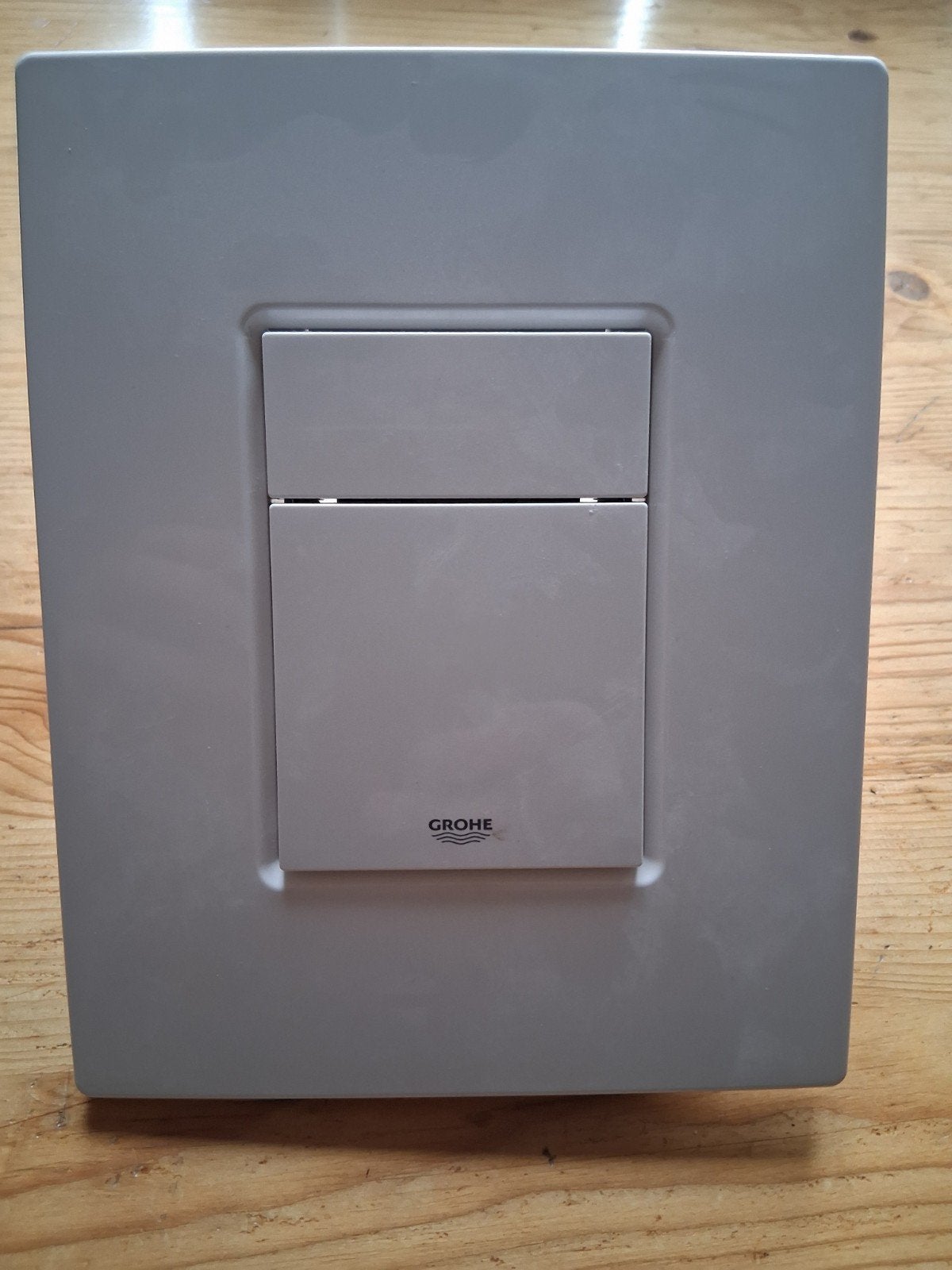 Grohe drukknop, Ophalen, Toilet
