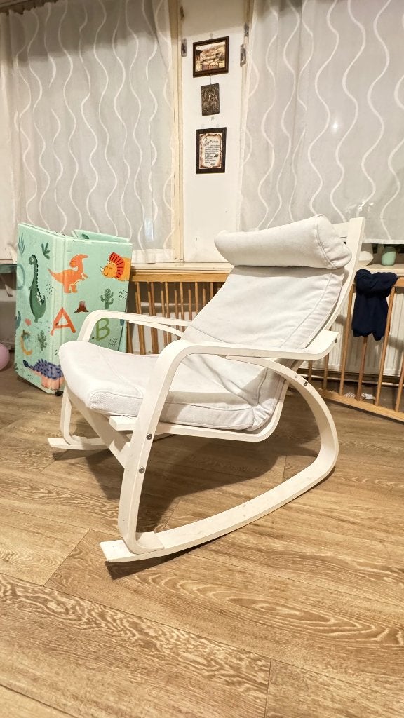 IKEA POÄNG Witte schommelstoel met kussens, Ophalen, Hout, Gebruikt, 75 tot 100 cm