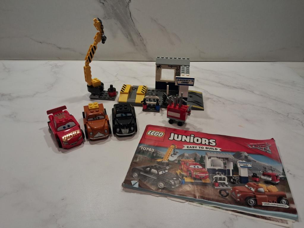 LEGO Juniors Cars 3 Smokey's Garage (10743), Compleet, Gebruikt, Overige thema's, Lego