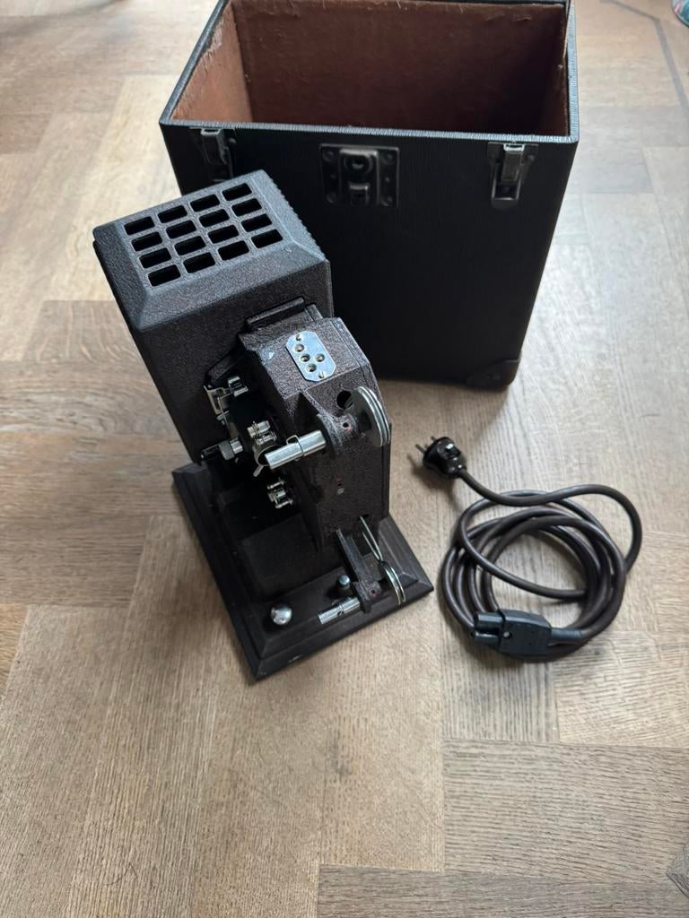 Projector kodacope eight model 80, Ophalen, Gebruikt