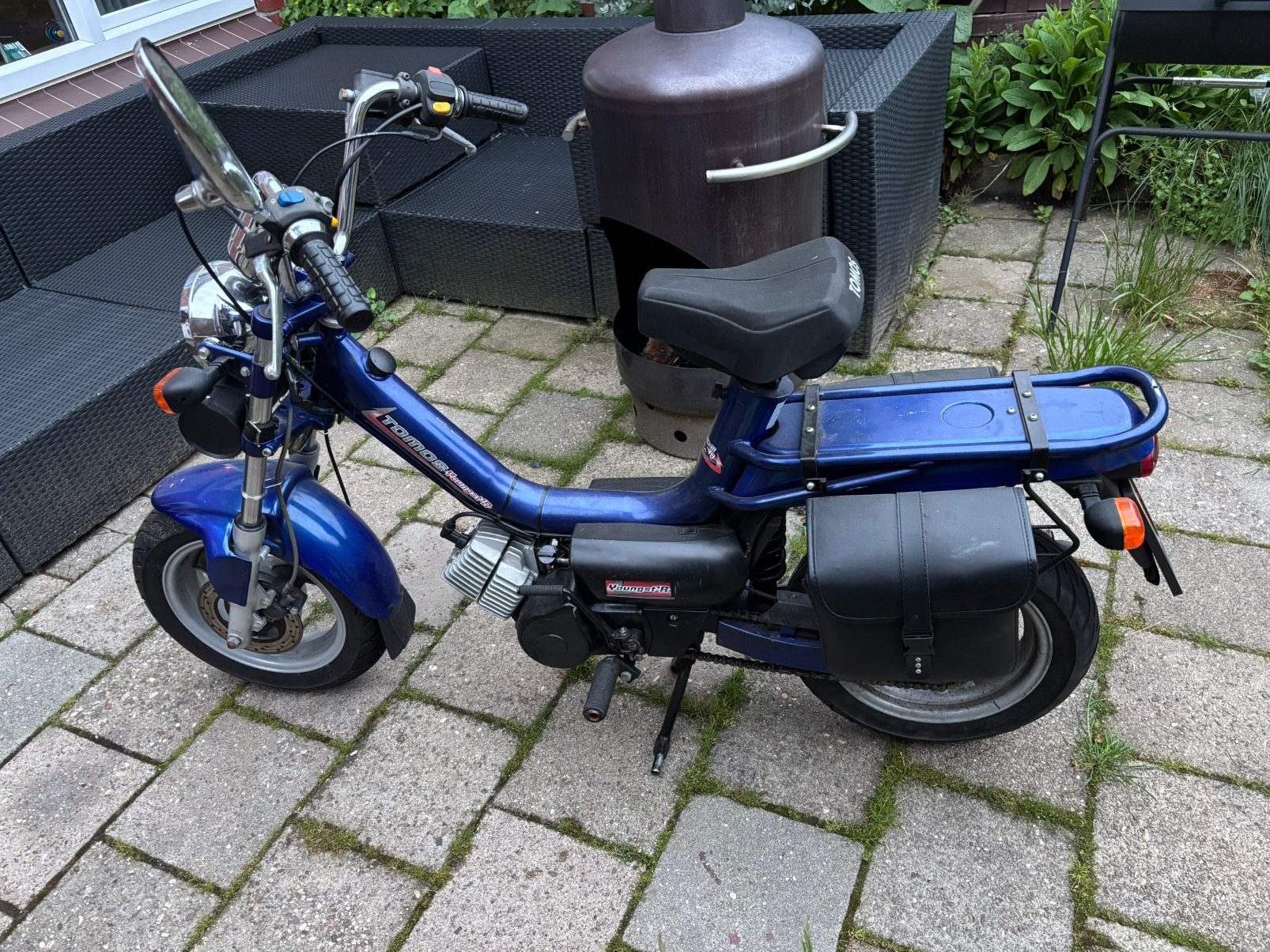 Tomos youngster 65cc, Fietsen en Brommers, Ophalen, Zo goed als nieuw, Standard
