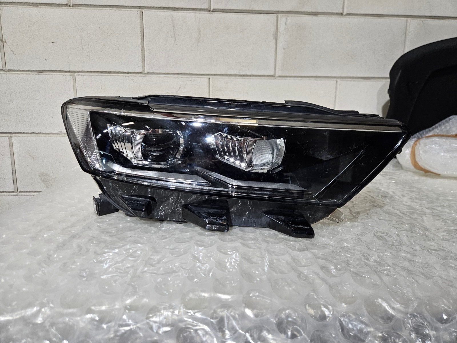 Koplamp rechts VW T-roc, Ophalen