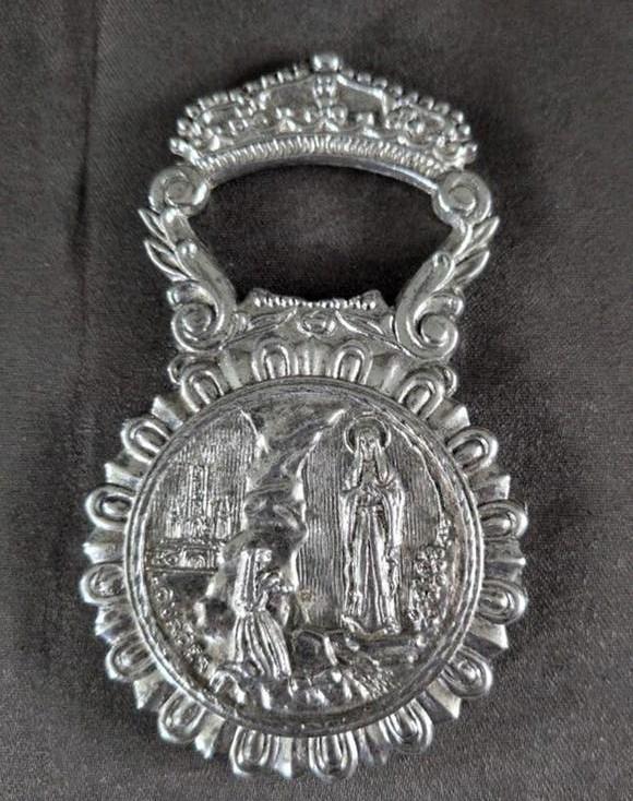 Vintage Flesopener Lourdes Bernadette Maria Religieus, Ophalen of Verzenden