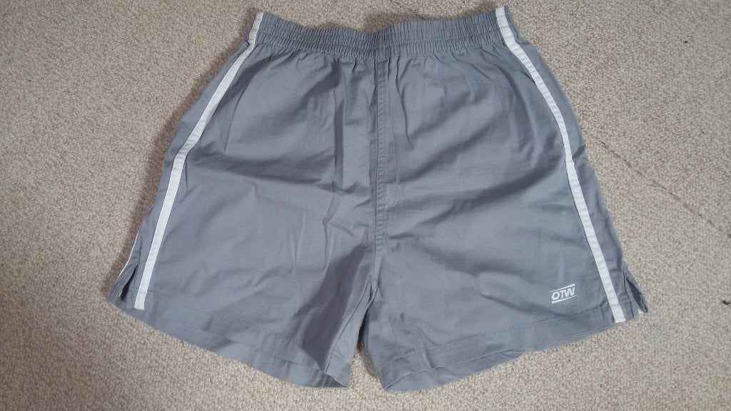 Grijs sportbroekje van OTW maat 5, Overige typen, Overige maten, Ophalen of Verzenden, Zo goed als nieuw
