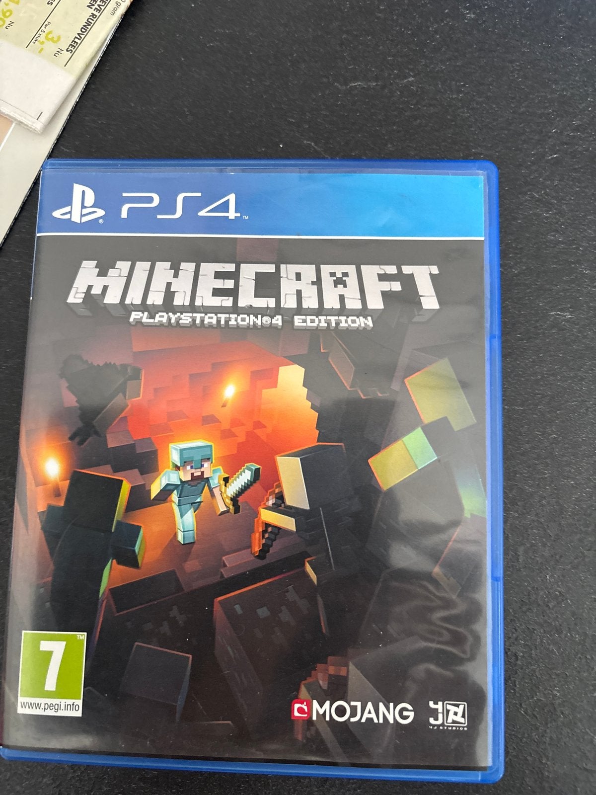 Minecraft PlayStation 4 Edition - PS4 Game, Eén computer, Ophalen of Verzenden, Zo goed als nieuw, 3 spelers of meer