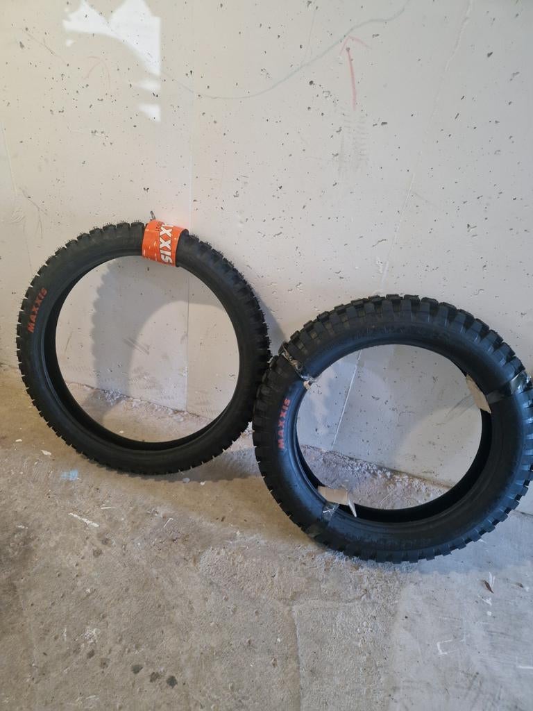 Nieuwe banden cross/enduro Maxxis trailmaxx, Motoren, Ophalen, Nieuw