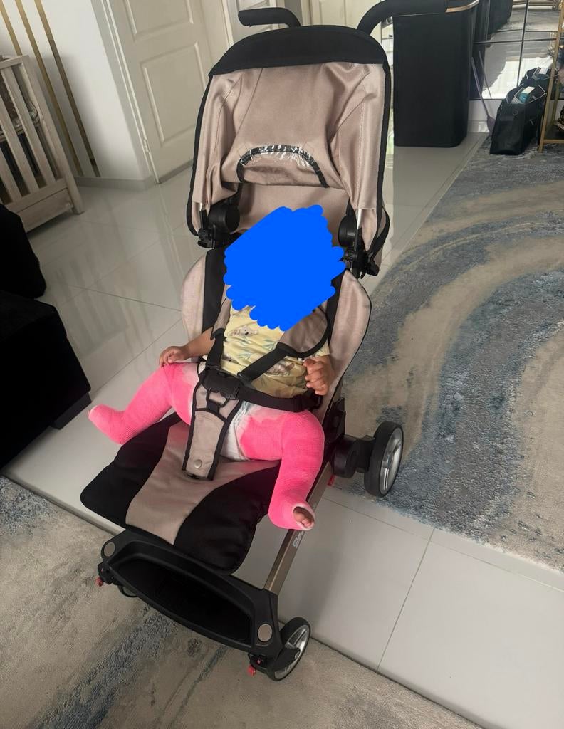 Buggy voor gipsbroek / heupdysplasie, Ophalen, Zo goed als nieuw
