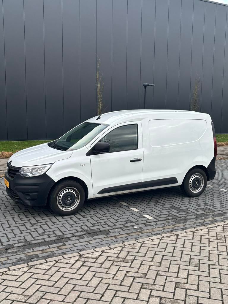 Renault Express Van 1.5 Blue dCi 95pk 47918 kilometer, Auto's, Voorwielaandrijving, Renault, Wit, Origineel Nederlands