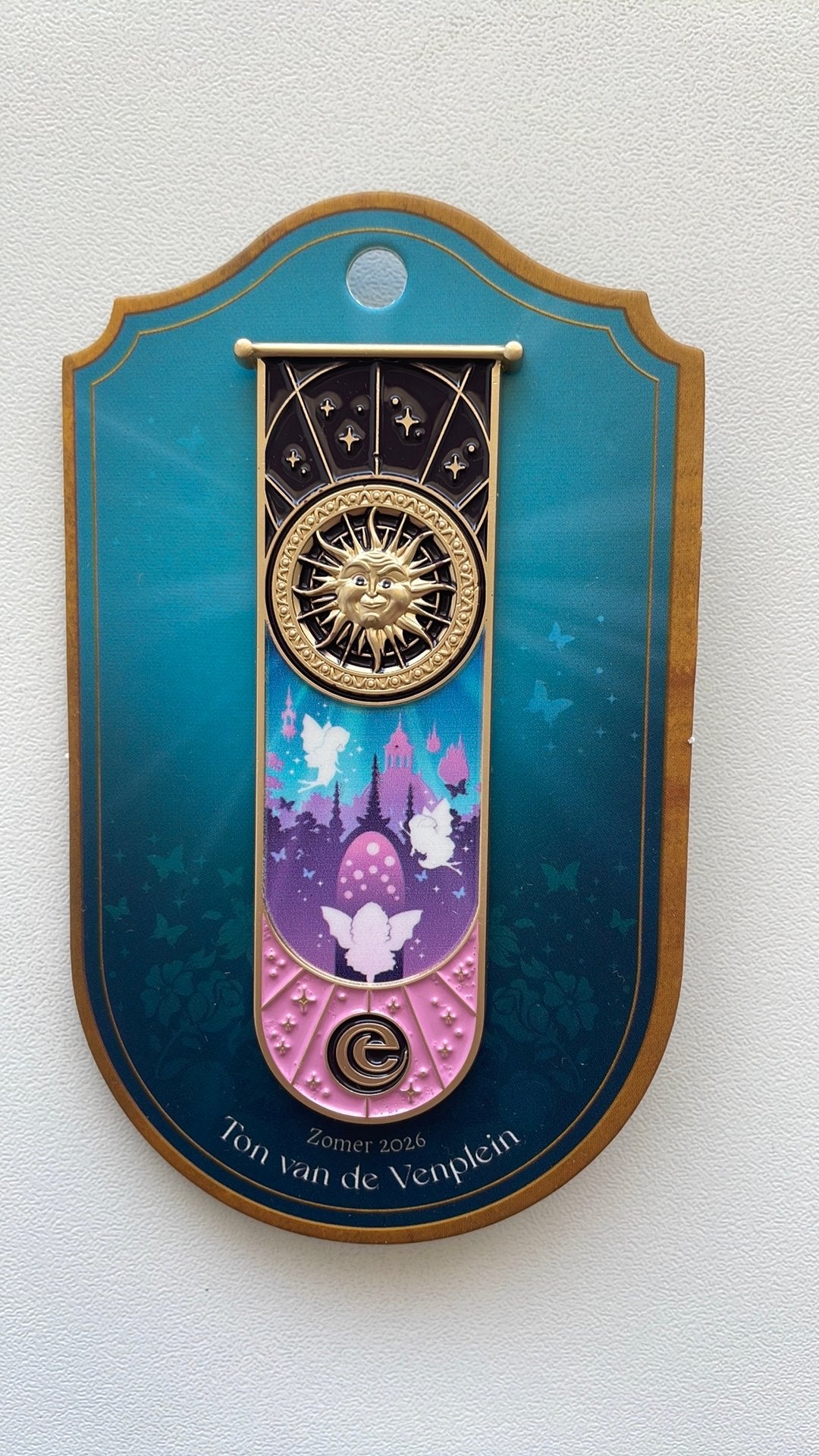 Efteling pin Zomer 2026 TonvandeVenPlein EPP 505 op kaartje, Ophalen of Verzenden, Nieuw, Button of Speldje