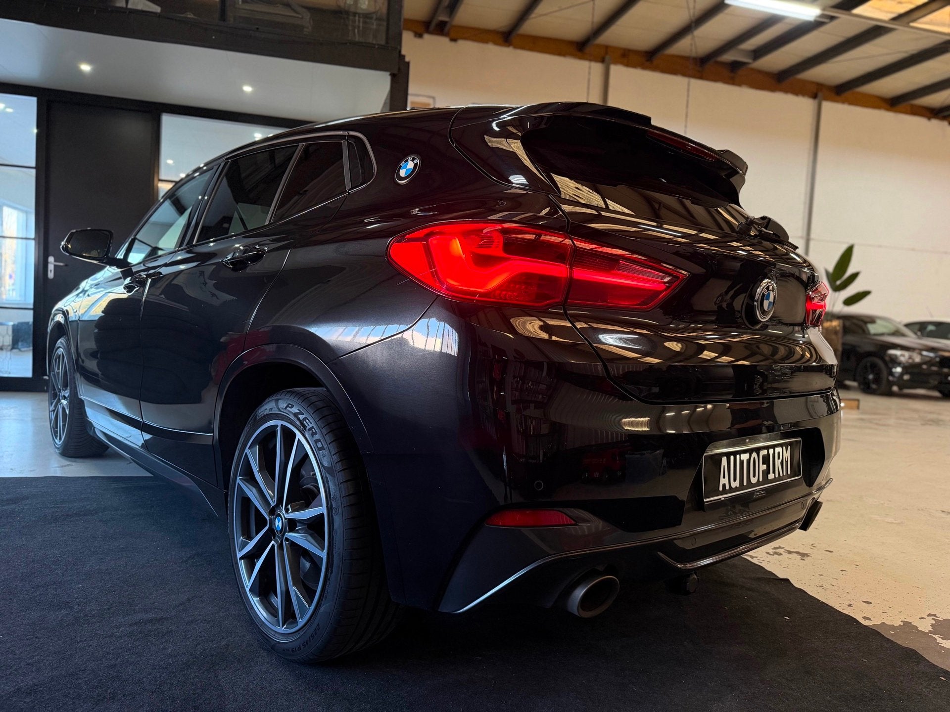 BMW X2 M35i 306 PK Steptronic automaat Navigatie Trekhaak LE, Automaat, 1998 cc, X2, Zwart