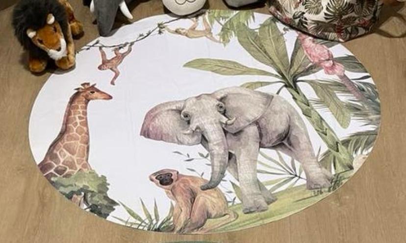 Muurstickrr jungle E5 en klok en leeuw, Ophalen of Verzenden, Zo goed als nieuw