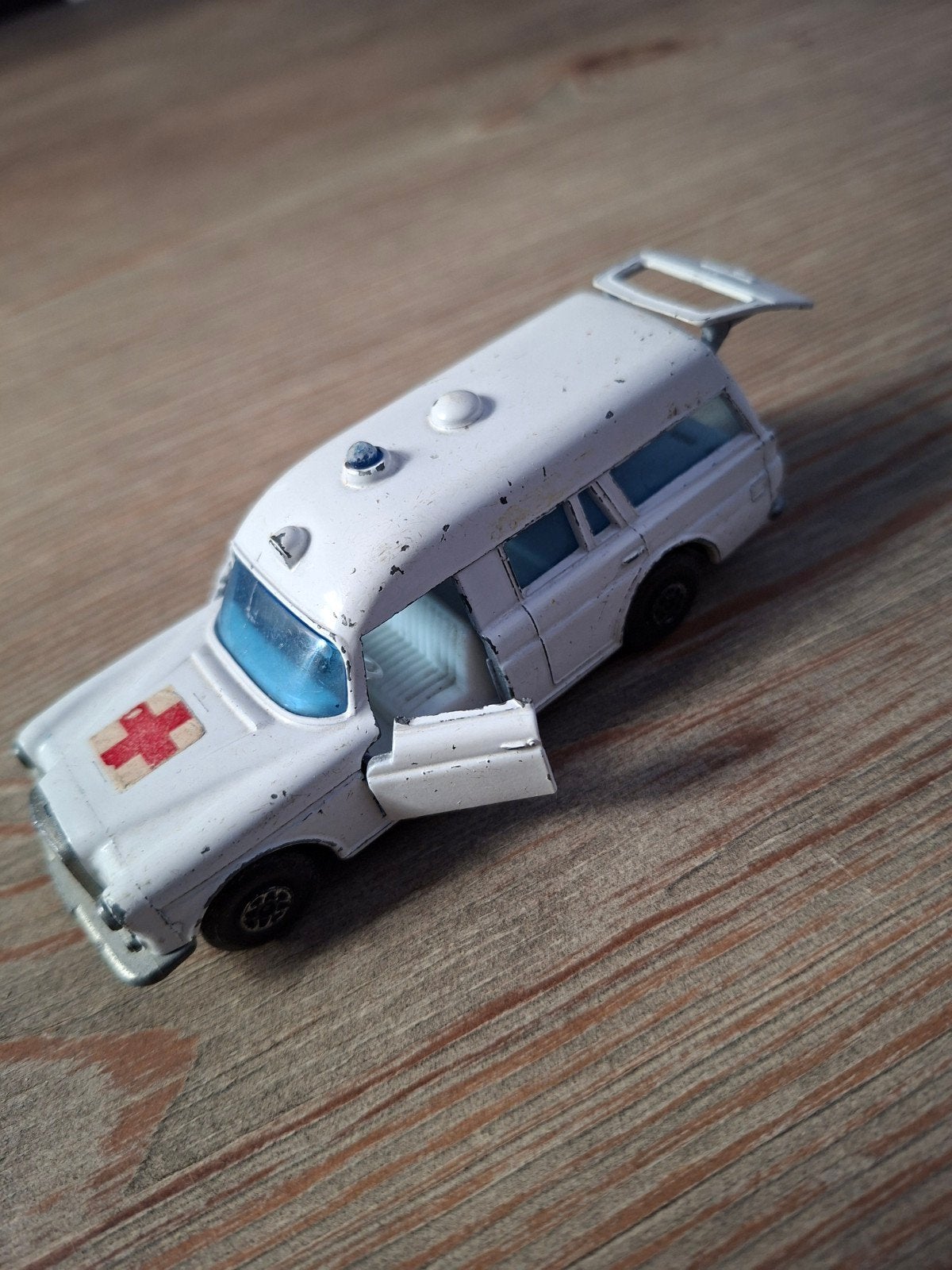 Matchbox K-26 Mercedes Benz "Binz" Ambulance, Ophalen of Verzenden, Gebruikt