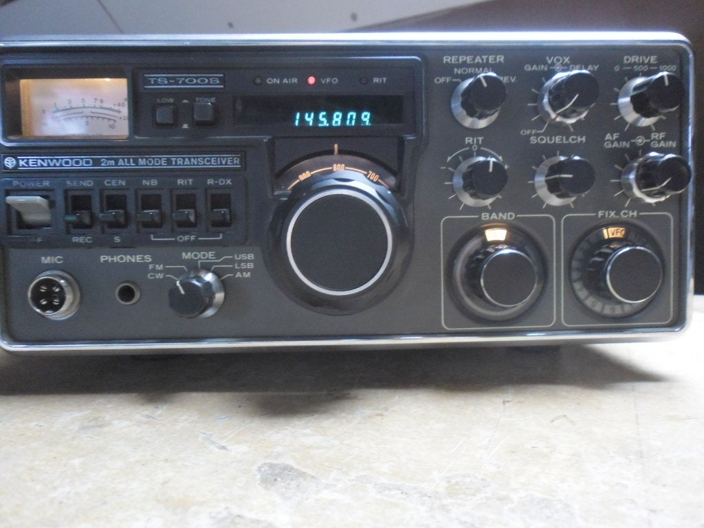 Kenwood TS-700, Telecommunicatie, Zenders en Ontvangers, Ophalen of Verzenden, Gebruikt, Zender en Ontvanger