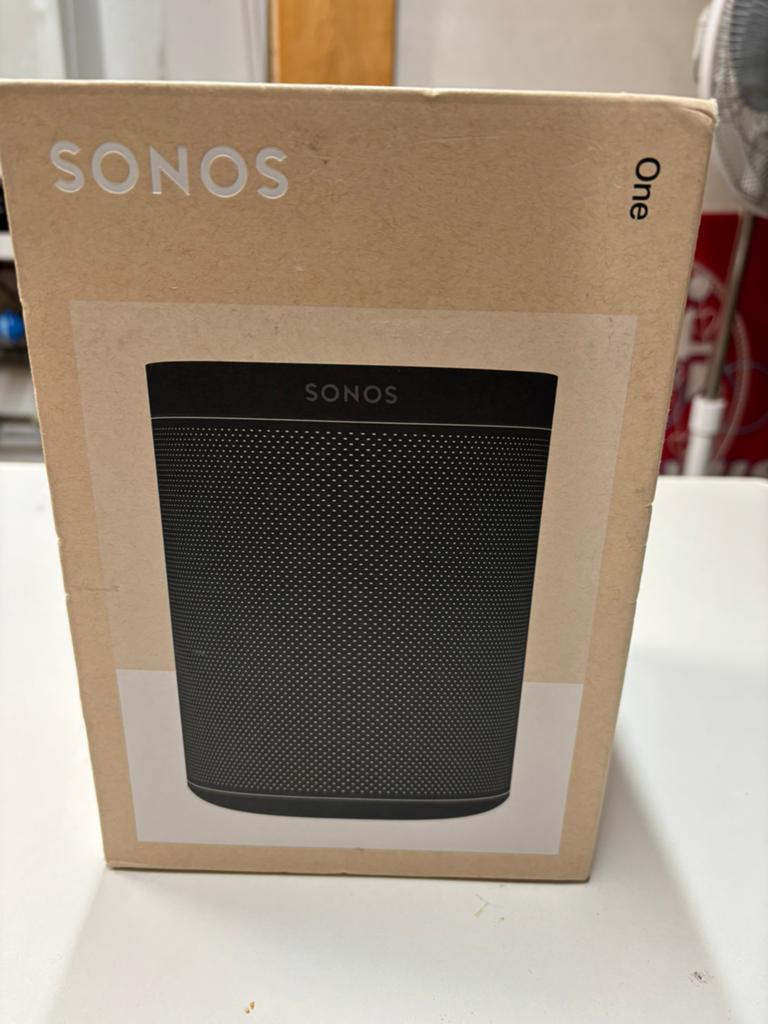 Sonos One gen 2 in gesealde doos., Ophalen of Verzenden, Zo goed als nieuw, Sonos, Minder dan 60 watt