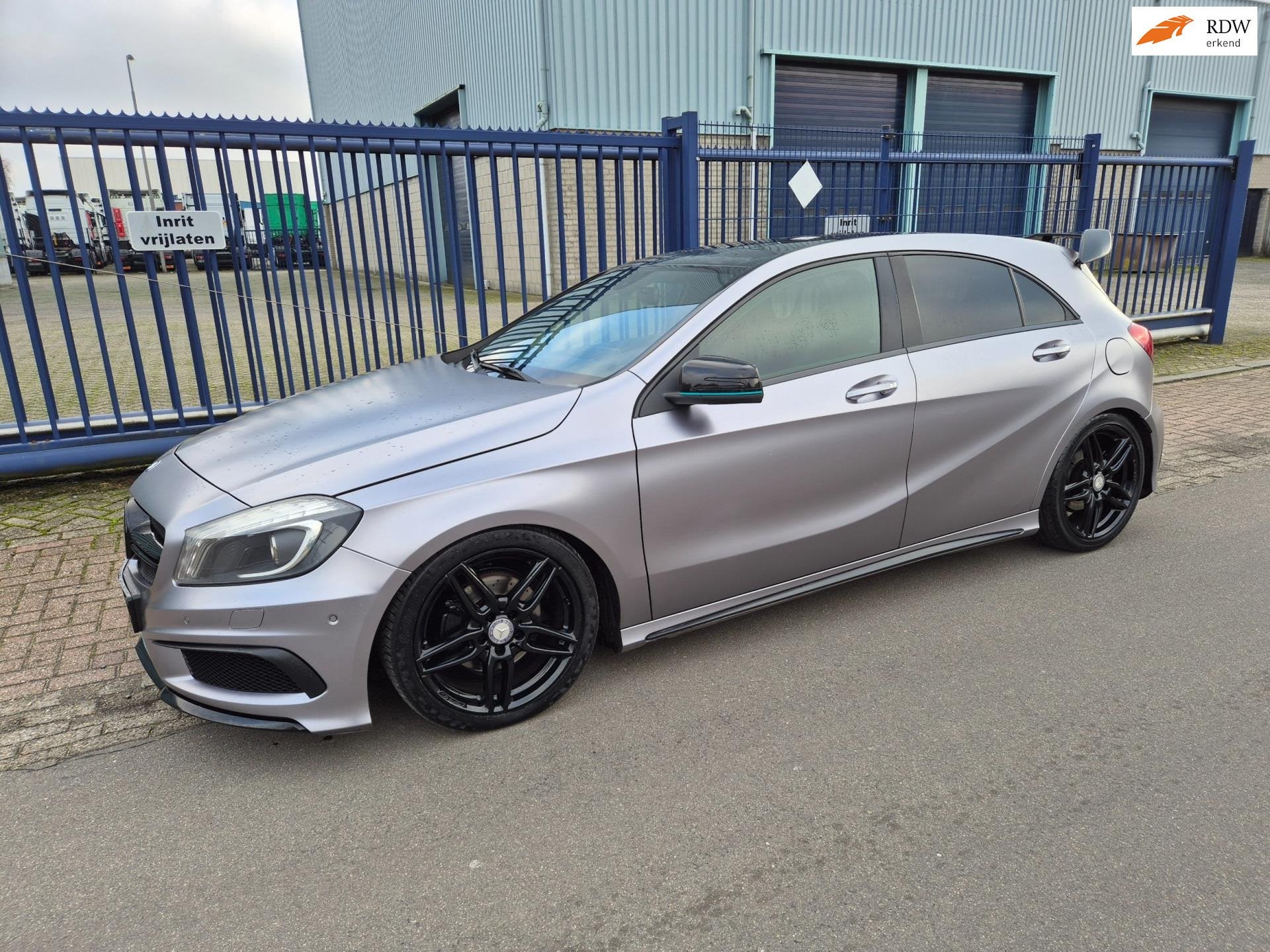 Mercedes-Benz A-klasse 180 AMG AUT. *194.216 KM*ZEER MOOI!, Auto's, Stof, Gebruikt, 4 cilinders, 122 pk