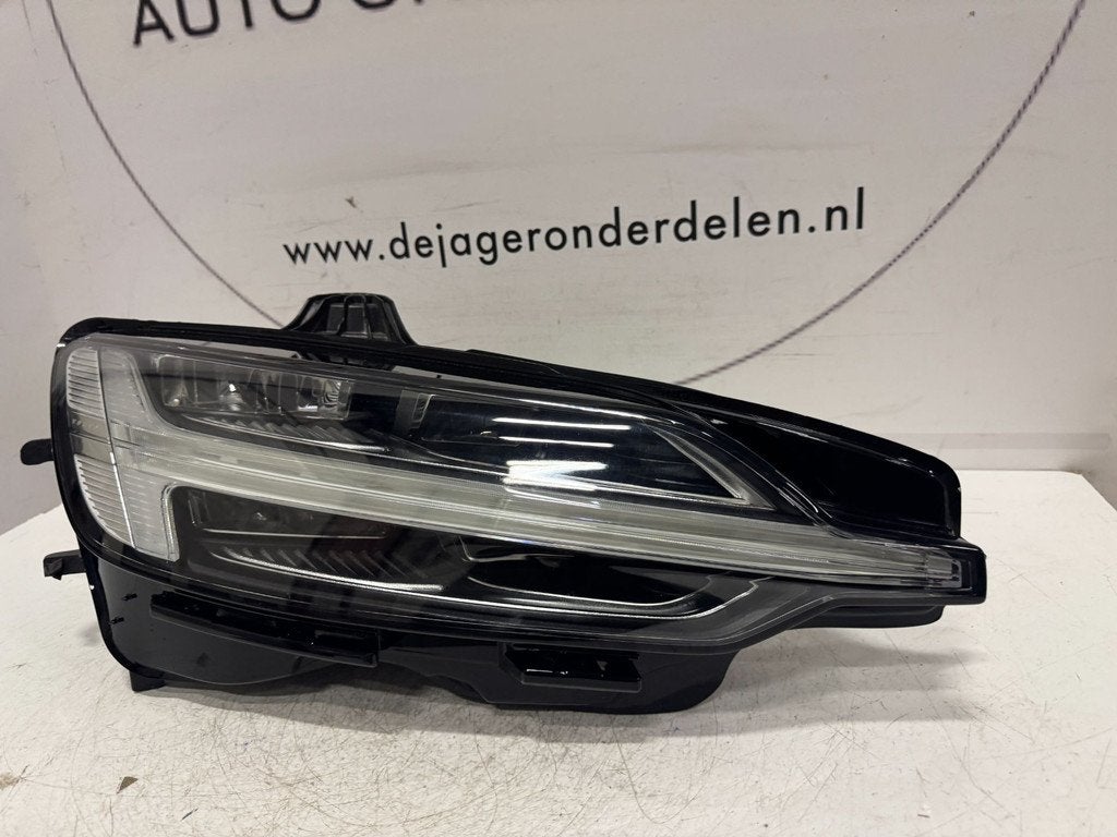 VOLVO V60 S60 FULL LED HIGH BEAM KOPLAMP RECHTS 32404685, Auto-onderdelen, Verlichting, Gebruikt, Gunnar Engellaus vag 8
405 31  Gothenburg, SE